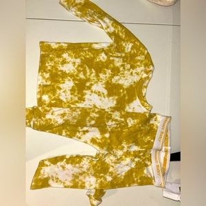 Vaenait Baby Yellow Tye Dye Pajama Set Size XS 18-24 M Toddler Baby